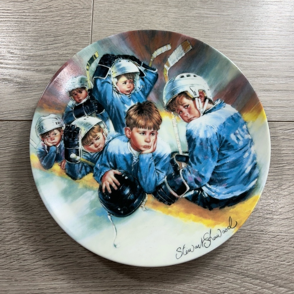 Vintage Stewart Sherwood 1989 Falling Behind Hockey Plate Collectable